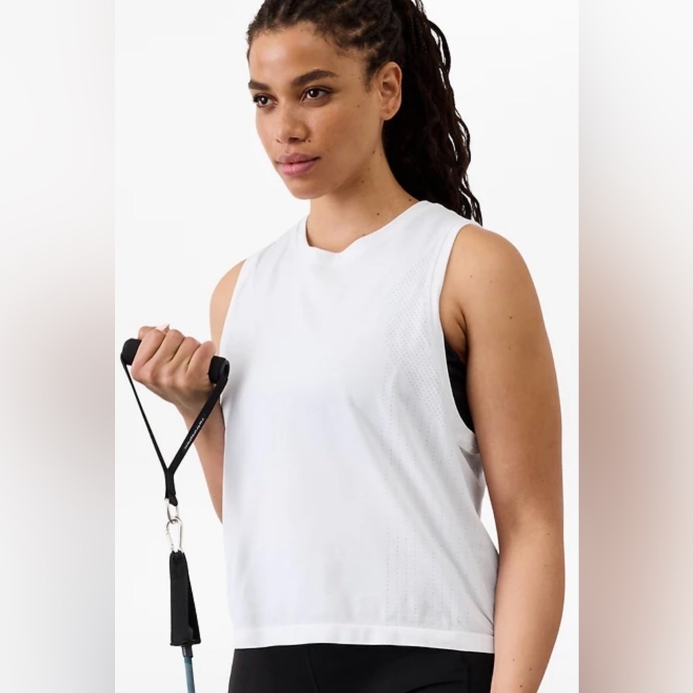 Athleta In Motion Seamless Relaxed Tank Top in cream Size XS NWOT